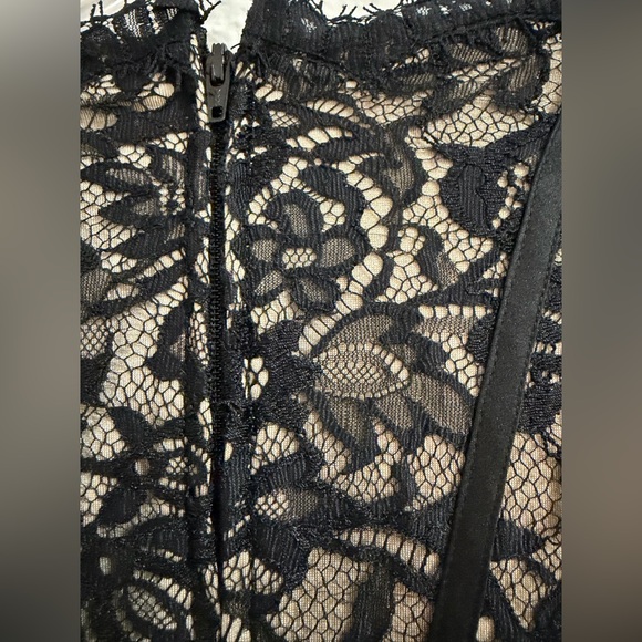 Tadashi Collection Black Lace Long Sleeve Top - Picture 5 of 8